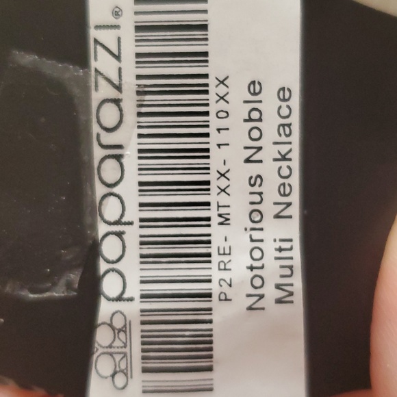 🌹#17 Red and black teardrop necklace - Picture 5 of 5